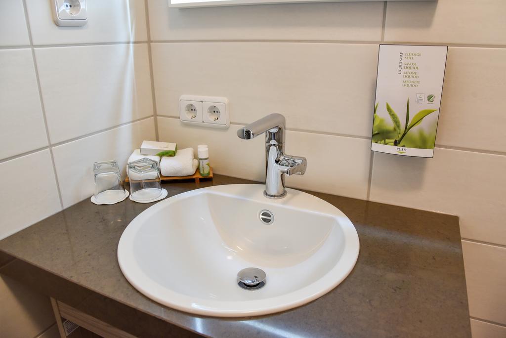 Landhotel Schnupp Neudrossenfeld Экстерьер фото