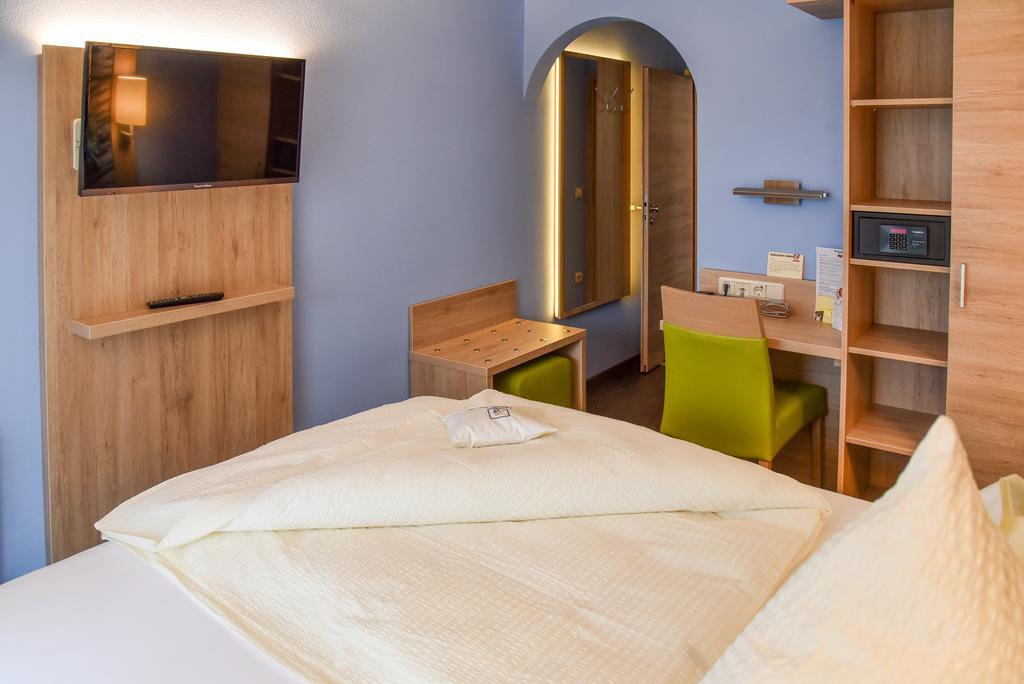 Landhotel Schnupp Neudrossenfeld Экстерьер фото
