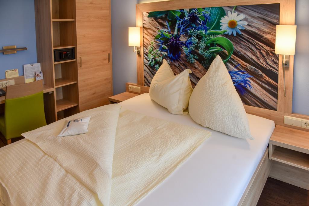 Landhotel Schnupp Neudrossenfeld Экстерьер фото