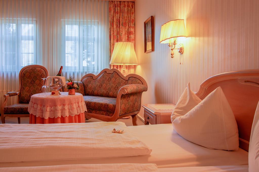 Landhotel Schnupp Neudrossenfeld Экстерьер фото