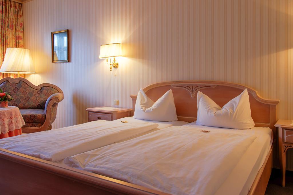 Landhotel Schnupp Neudrossenfeld Экстерьер фото