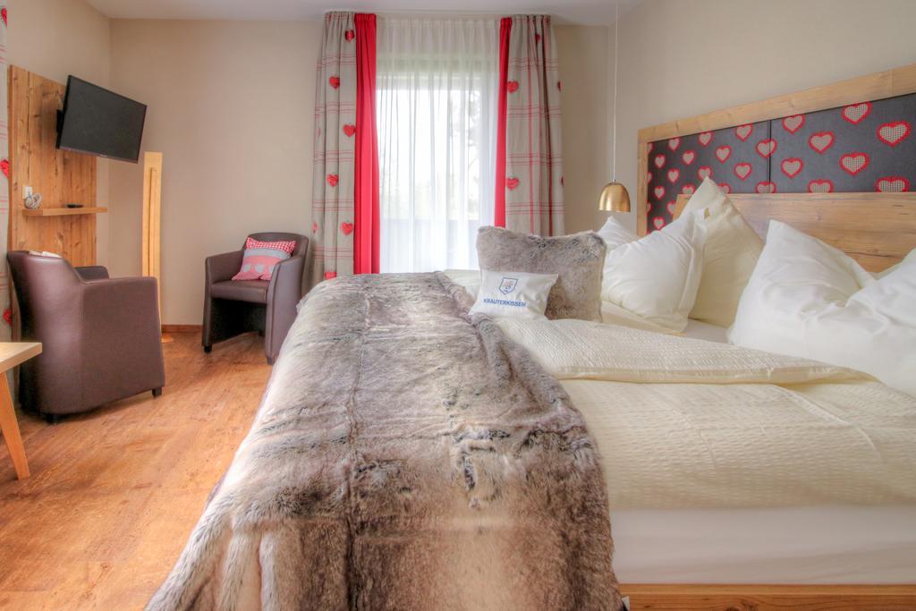 Landhotel Schnupp Neudrossenfeld Экстерьер фото